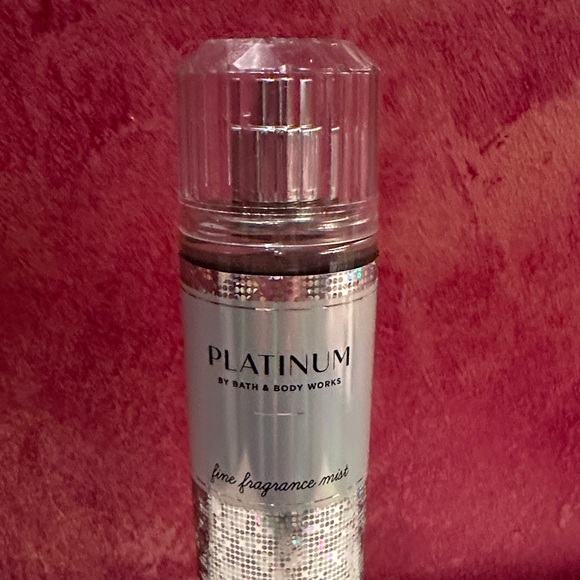 Bath & Body Works Platinum Mist with Silver Accents - Picture 2 of 3